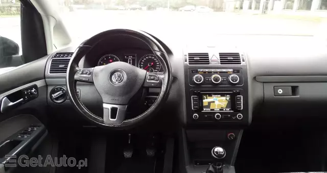 VOLKSWAGEN Touran 1.4 TSI MATCH