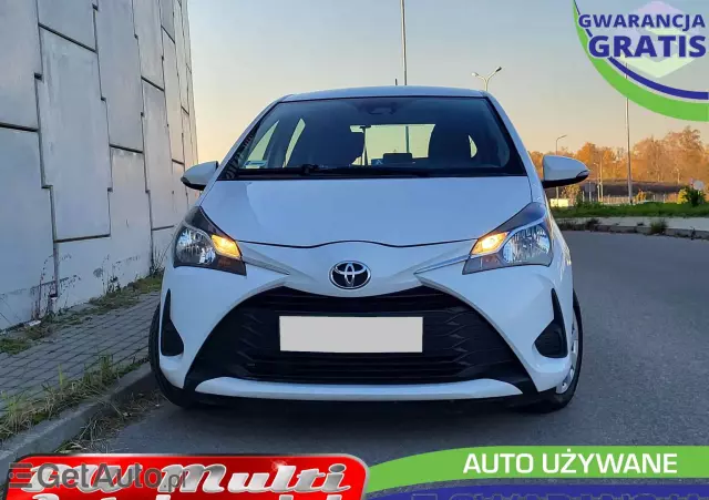 TOYOTA Yaris 