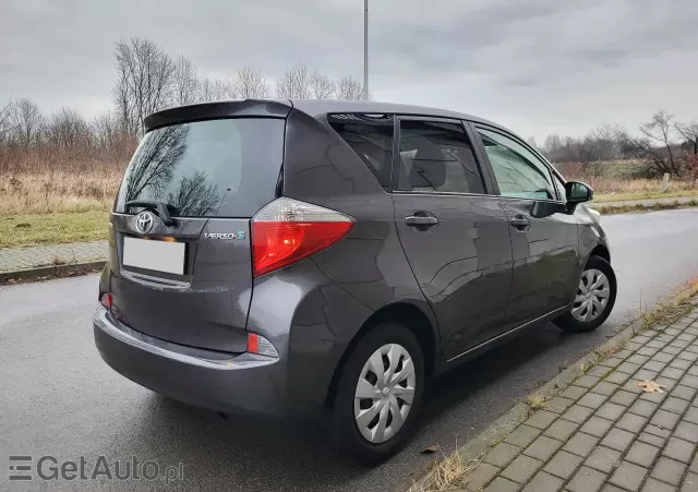 TOYOTA Verso S 