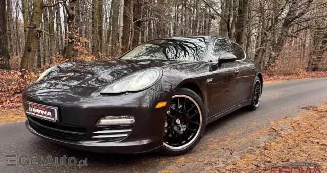 PORSCHE Panamera Turbo PDK