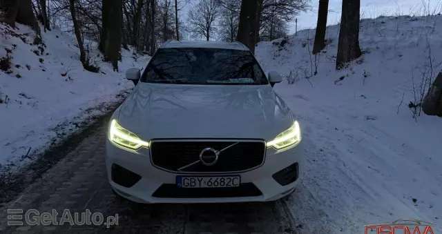 VOLVO XC 60 D4 AWD Geartronic RDesign