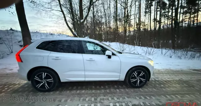 VOLVO XC 60 D4 AWD Geartronic RDesign