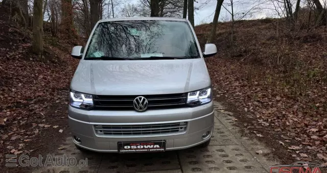 VOLKSWAGEN Multivan 