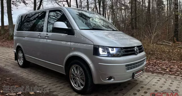 VOLKSWAGEN Multivan 