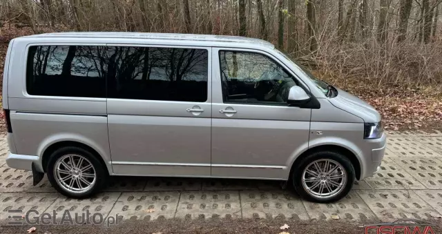 VOLKSWAGEN Multivan 