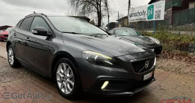 VOLVO V40 Cross Country 