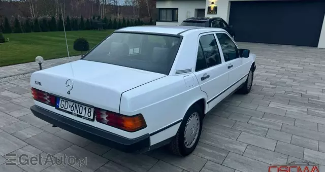 MERCEDES-BENZ W201 (190) 