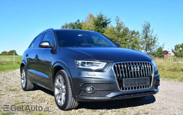 AUDI Q3 