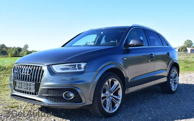 AUDI Q3 