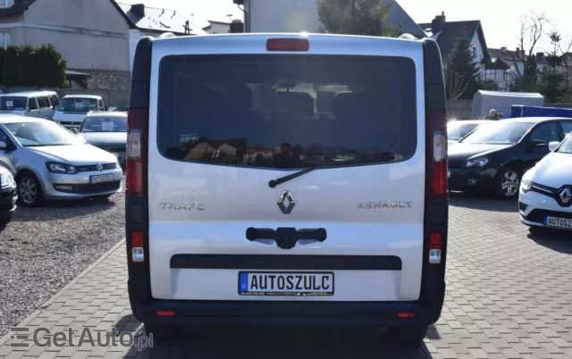 RENAULT Trafic 