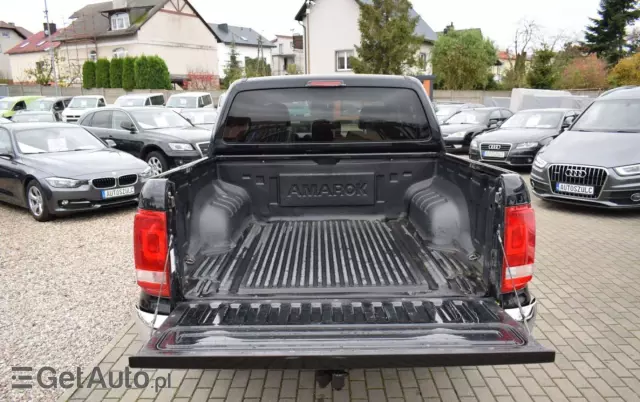 VOLKSWAGEN Amarok 