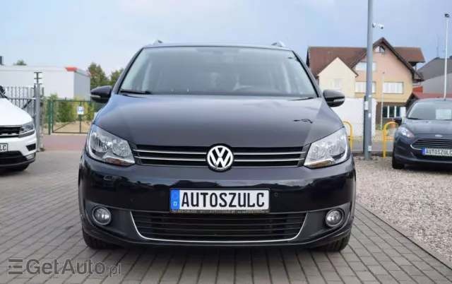 VOLKSWAGEN Touran 