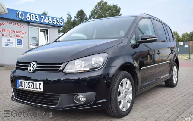 VOLKSWAGEN Touran 