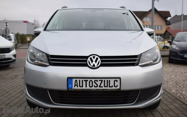 VOLKSWAGEN Touran 