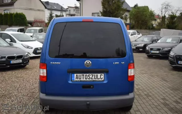 VOLKSWAGEN Caddy 