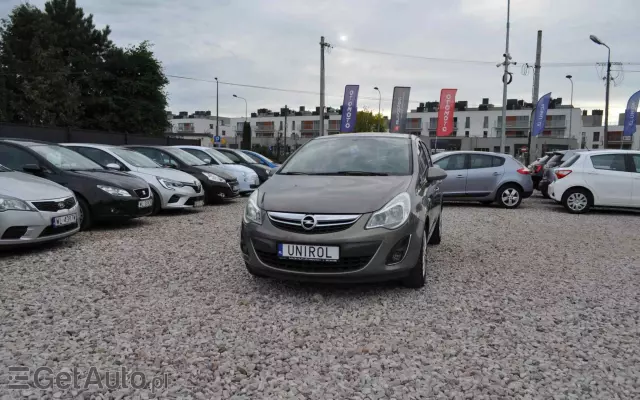 OPEL Corsa 1.2 16V Graphite