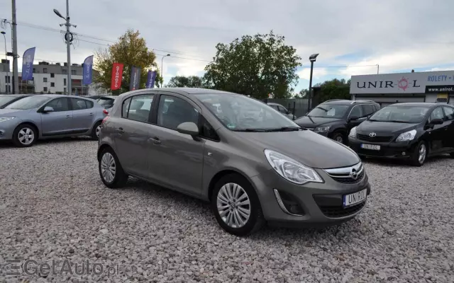 OPEL Corsa 1.2 16V Graphite