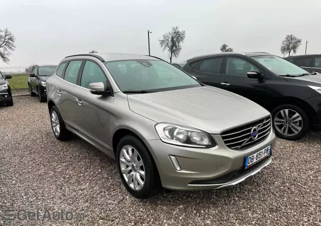 VOLVO XC 60 2.4D AWD Summum