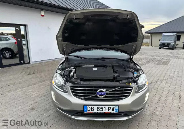 VOLVO XC 60 2.4D AWD Summum