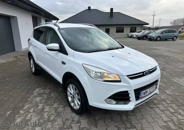 FORD Kuga 2.0 TDCi 2x4 Titanium