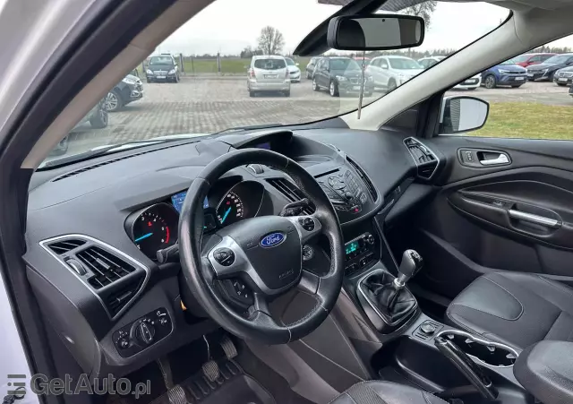 FORD Kuga 2.0 TDCi 2x4 Titanium