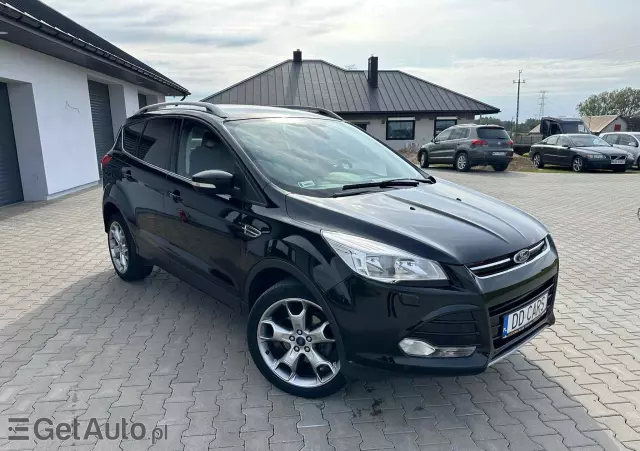 FORD Kuga 1.5 EcoBoost 2x4 Titanium