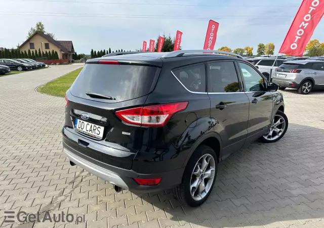 FORD Kuga 1.5 EcoBoost 2x4 Titanium