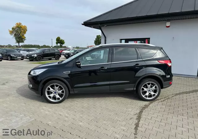 FORD Kuga 1.5 EcoBoost 2x4 Titanium