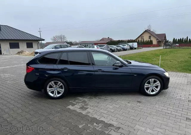 BMW Seria 3 320d DPF Touring Edition Fleet Sport