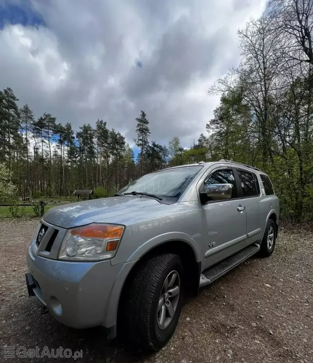 NISSAN Armada 