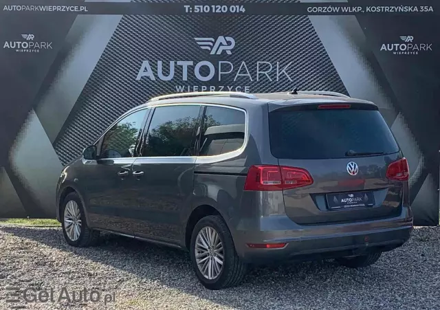 VOLKSWAGEN Sharan 