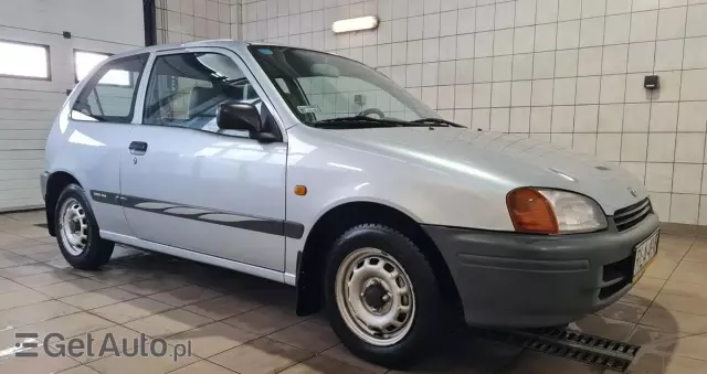 TOYOTA Starlet 1.4