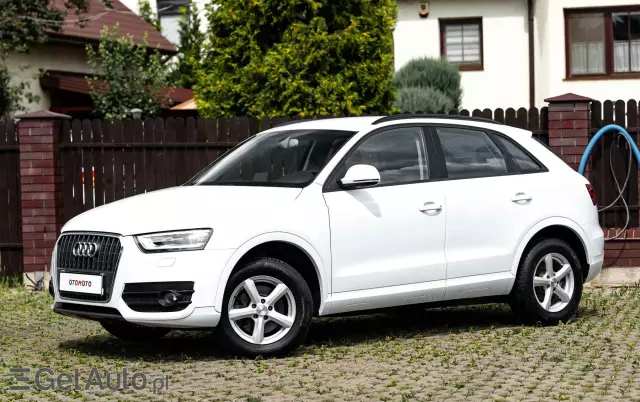 AUDI Q3 