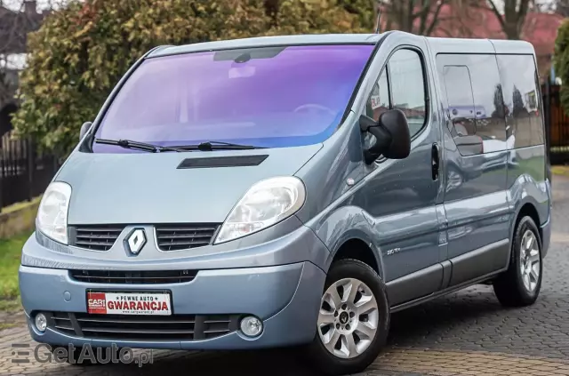 RENAULT Trafic 