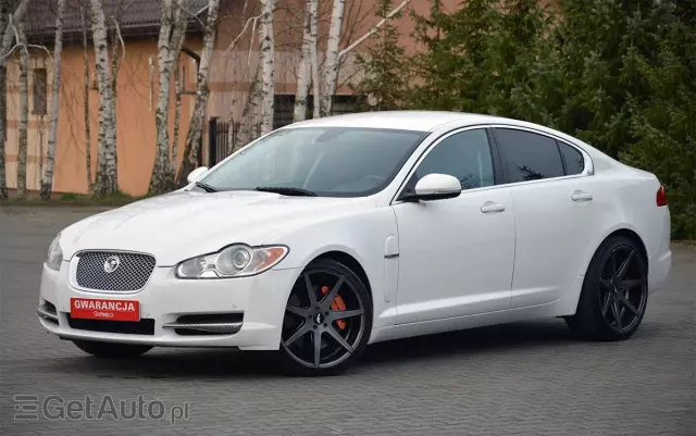 JAGUAR XF 