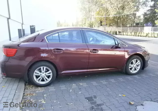 TOYOTA Avensis 1.8 Prestige