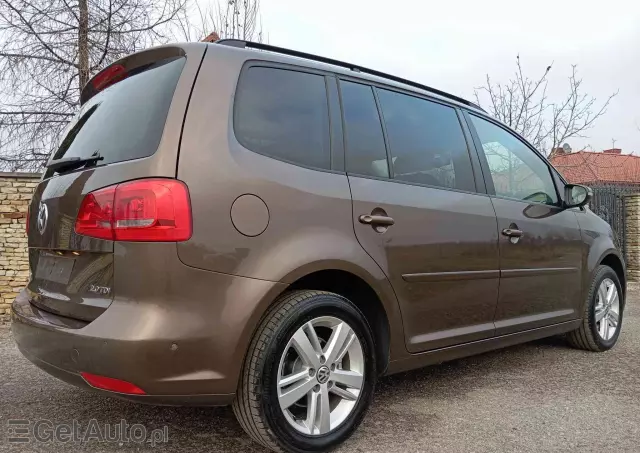 VOLKSWAGEN Touran 2.0 TDI DPF Highline DSG