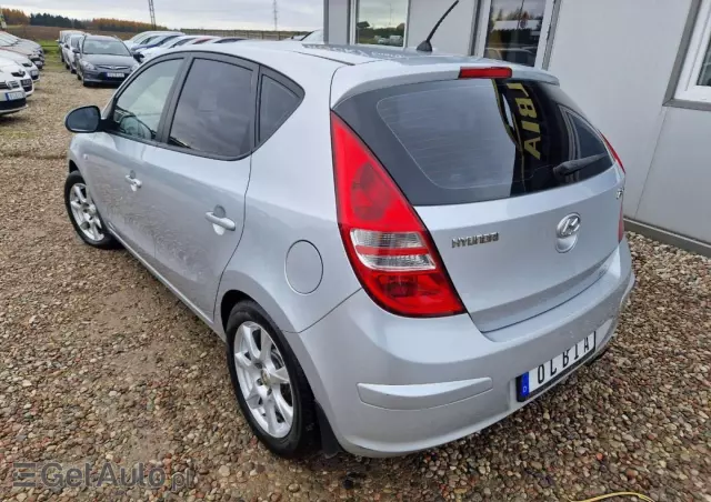 HYUNDAI I30 1.6 Classic +