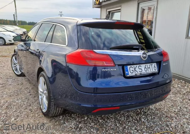 OPEL Insignia 2.0 CDTI Sports Tourer 4x4 Edition