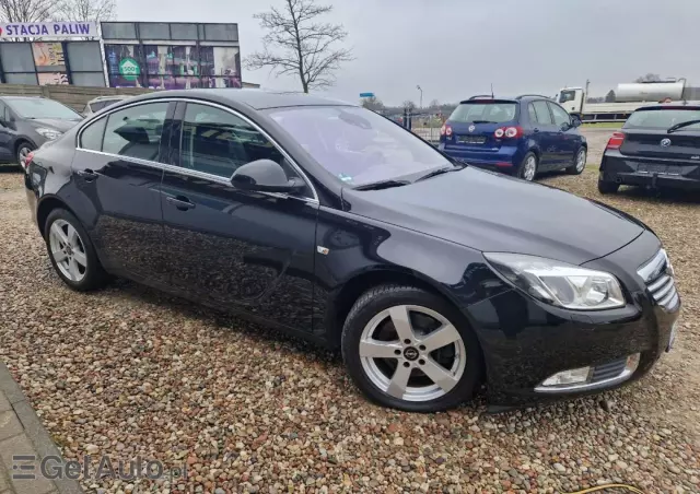 OPEL Insignia 2.0 Turbo 4x4 Cosmo