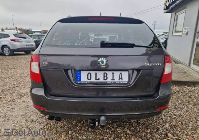 SKODA Superb Combi 1.8 TSI Elegance