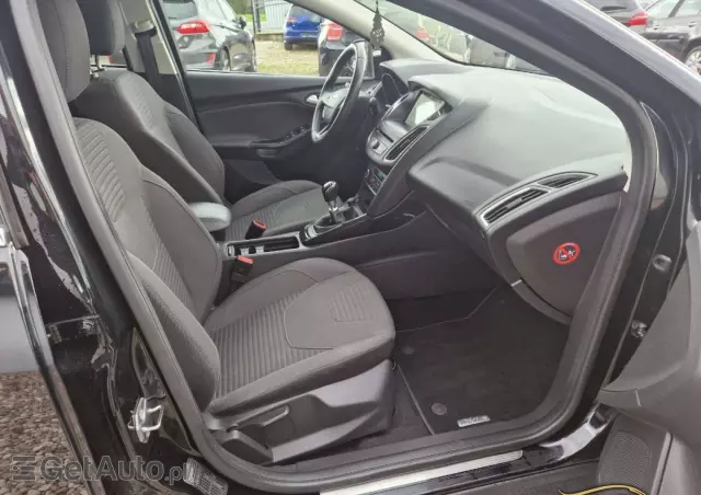 FORD Focus 1.0 EcoBoost Titanium