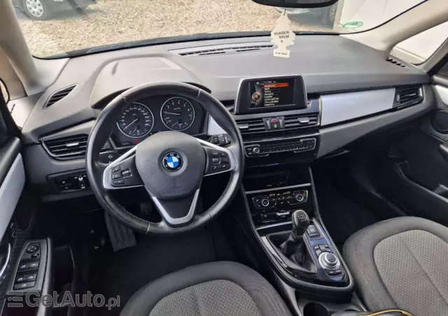 BMW Seria 2 218i Active Tourer