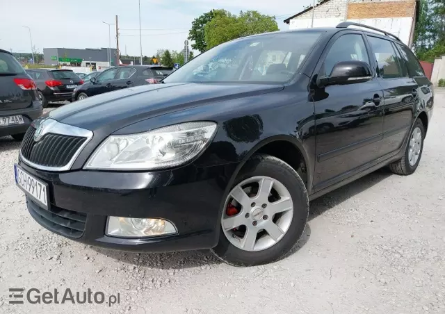 SKODA Octavia 1.6 TDI Ambition DSG