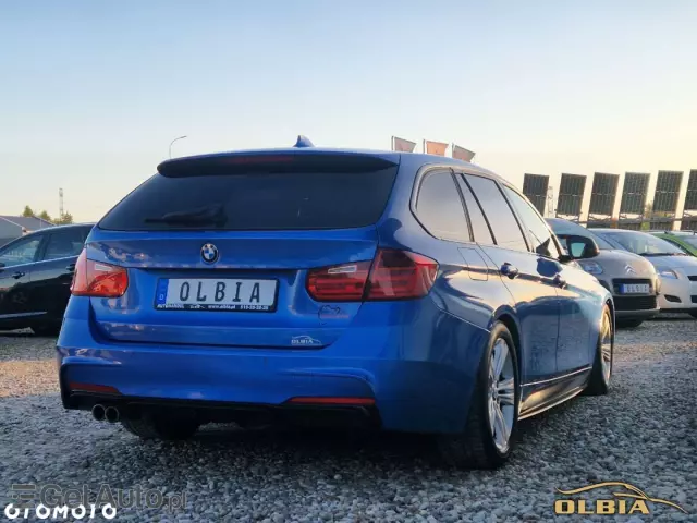 BMW Seria 3 325d Touring M Sport