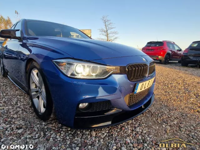 BMW Seria 3 325d Touring M Sport