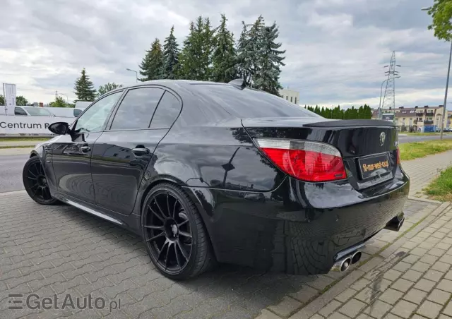 BMW M5 