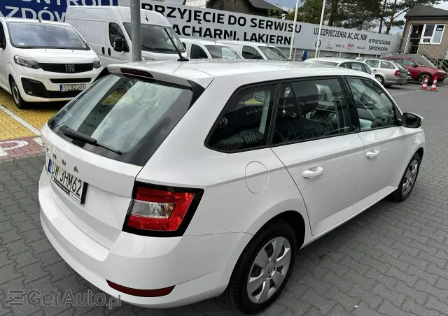 SKODA Fabia 