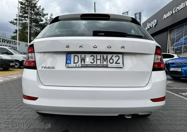 SKODA Fabia 