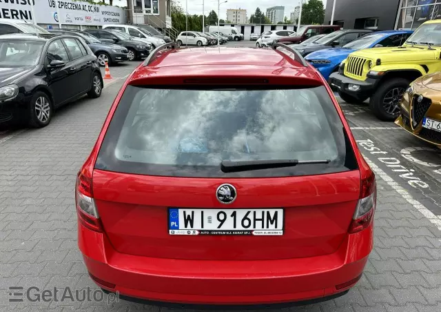 SKODA Octavia 